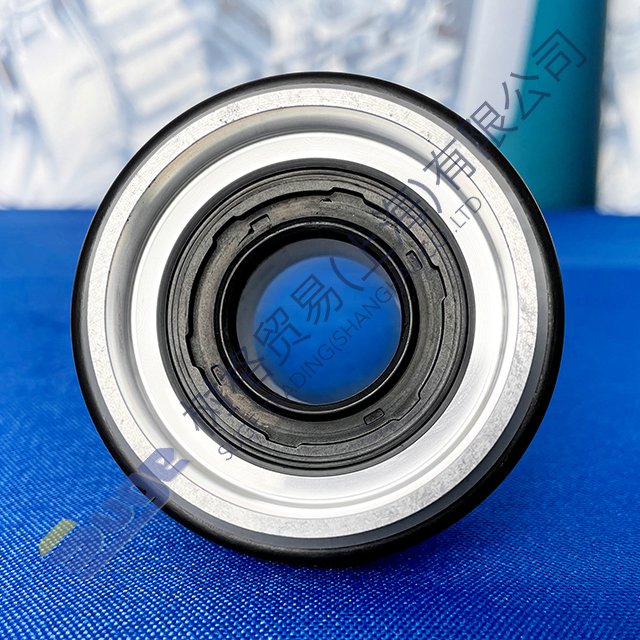 Цилиндр ZF TRAXON HG в сборе 1358 206 017