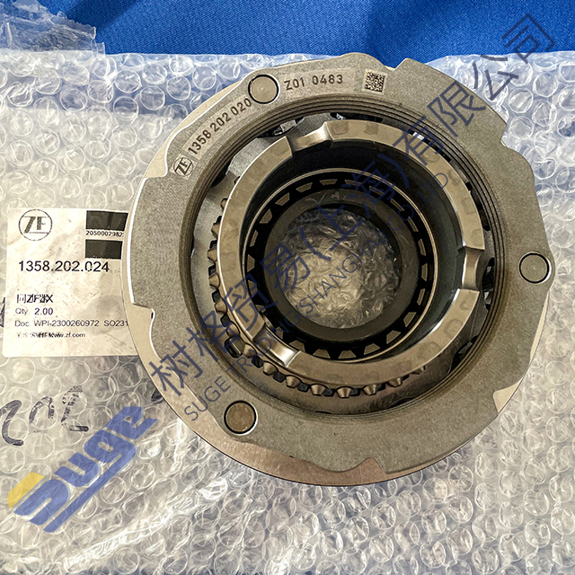 Детали входного вала грузовика TRAXON ZF AMT 2TX2620TO MAN 1358 202 024