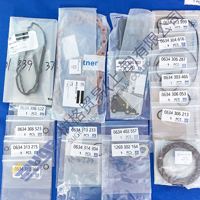 Комплект уплотнений коробки передач ZF 4BP230 LZZF (без комплекта сцепления) 4681 010 001