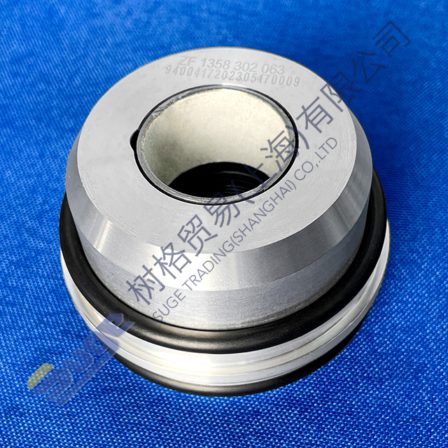 Цилиндр ZF TRAXON HG в сборе 1358 206 017