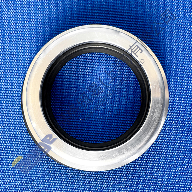Поршень ZF TRAXON HG в сборе, большой 1358 206 024