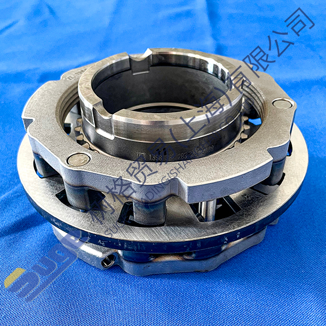 Детали входного вала грузовика TRAXON ZF AMT 2TX2620TO MAN 1358 202 024
