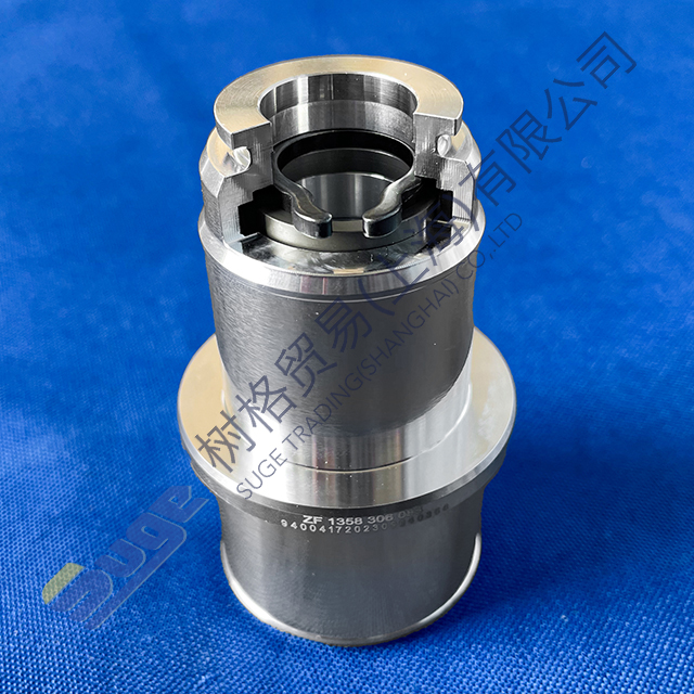 Поршень ZF TRAXON HG в сборе с основанием поршня 1358 206 019