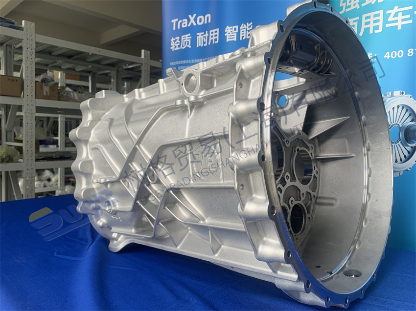 Автоматическая коробка передач ZF TRAXON разделяет КОРПУС МУФТЫ 1358 301 142