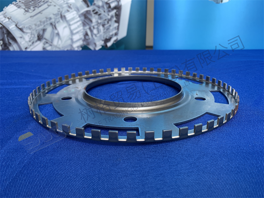 Автоматическая коробка передач ZF TRAXON разделяет СЧЕТНЫЙ ДИСК 1358 332 216