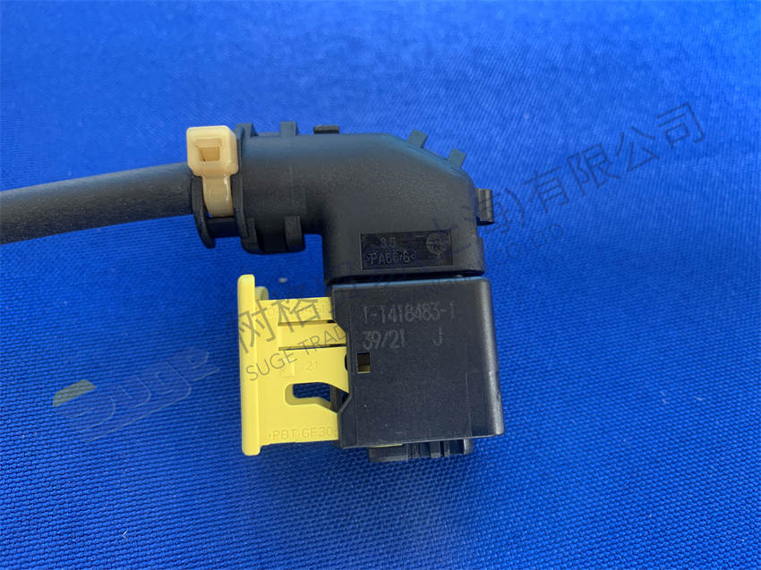 Детали автоматической коробки передач ZF TRAXON ПРОВОД 6029 023 008