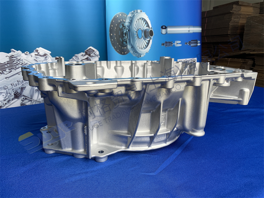 Детали автоматической коробки передач ZF TRAXON ЗАДНИЙ КОРПУС-БЕЗ ИНТАРДЕРА 1358 201 028