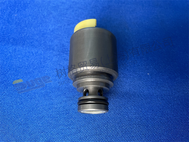 ZF 4WG260 Детали трансмиссии погрузчика - Клапан регулирования давления 0501 314 770