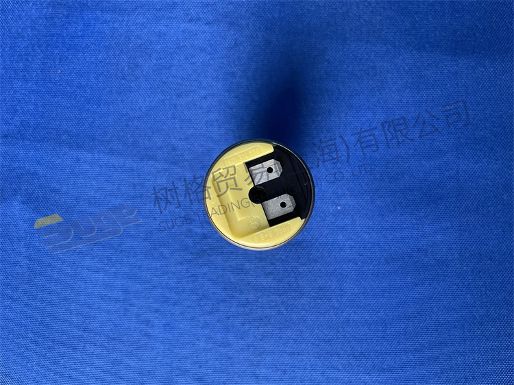 ZF 4WG260 Детали трансмиссии погрузчика - Клапан регулирования давления 0501 314 770