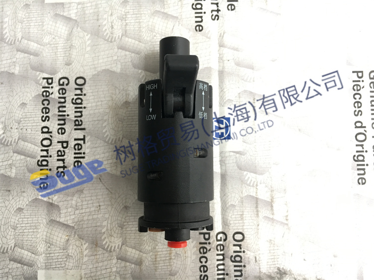 Детали коробки передач ZF ECOSPLIT4 GV VALVE 0501 215 157