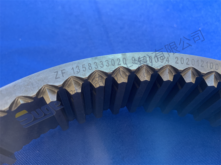 Детали автоматической коробки передач ZF TRAXON ТАБЛИЦА 1358 333 020
