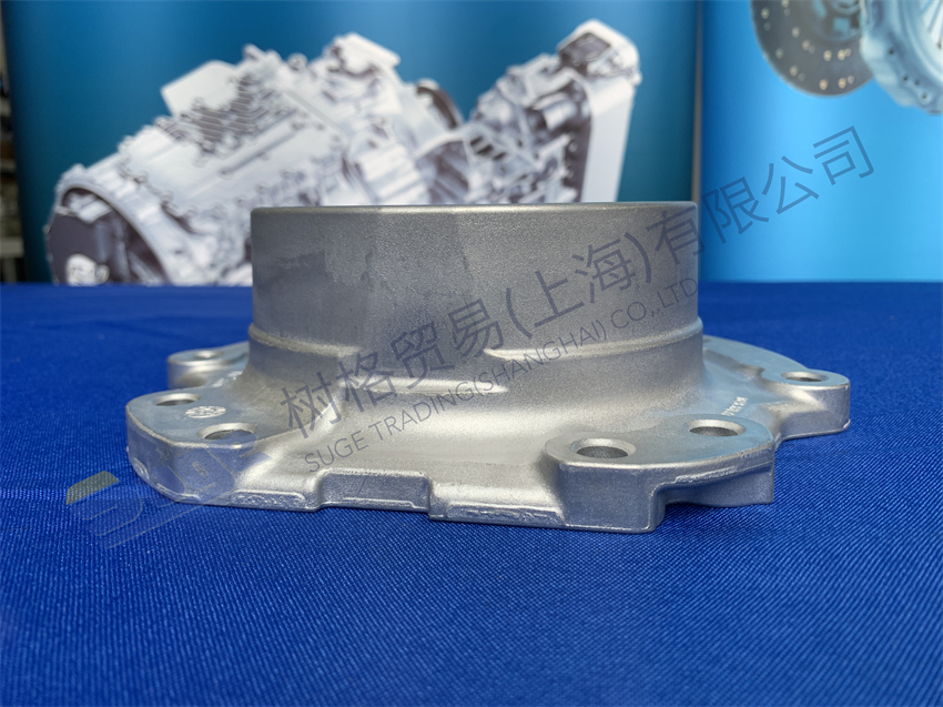 Детали автоматической коробки передач ZF TRAXON КРЫШКА 1328 331 004