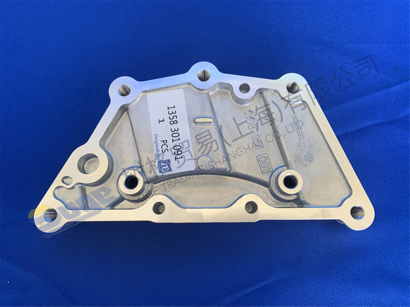 Автоматическая коробка передач ZF TRAXON разделяет КРЫШКУ ВОМ 1358 301 091