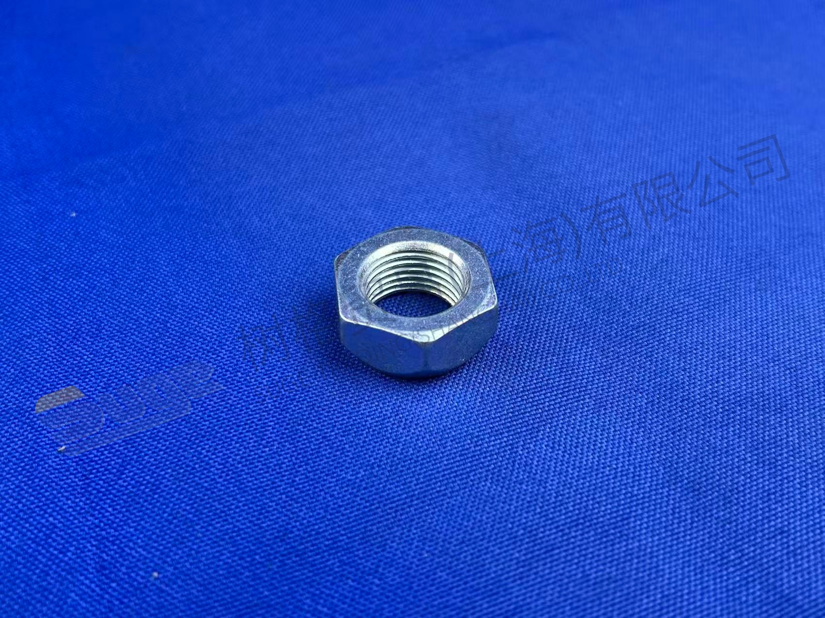 КОНТРГАЙКА ZF 0737 300 037