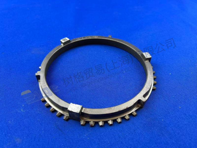 ZF СИНХРО.КОЛЬЦО 1272 304 166