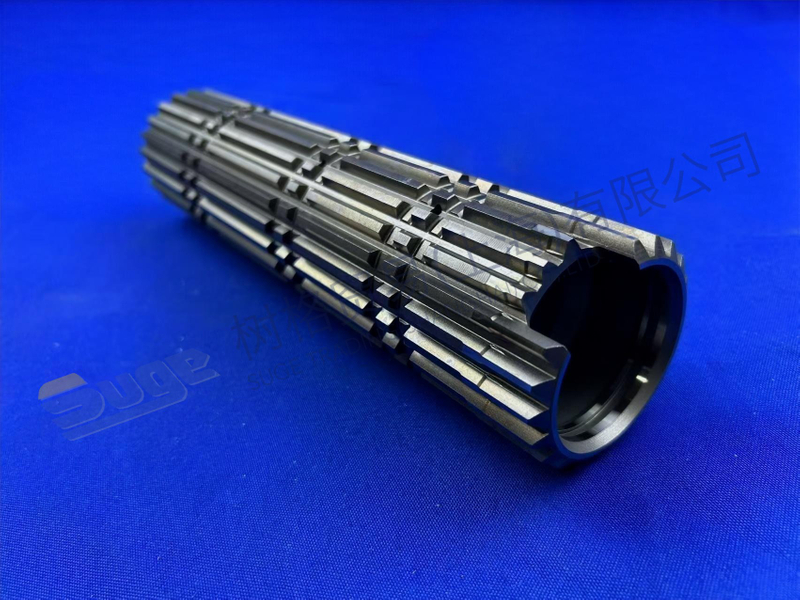 ГЛАВНЫЙ ВАЛ ZF 1329 304 012