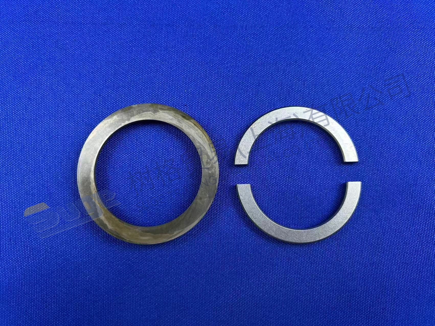 РАЗРЕЗНОЕ КОЛЬЦО ZF 1499 298 176