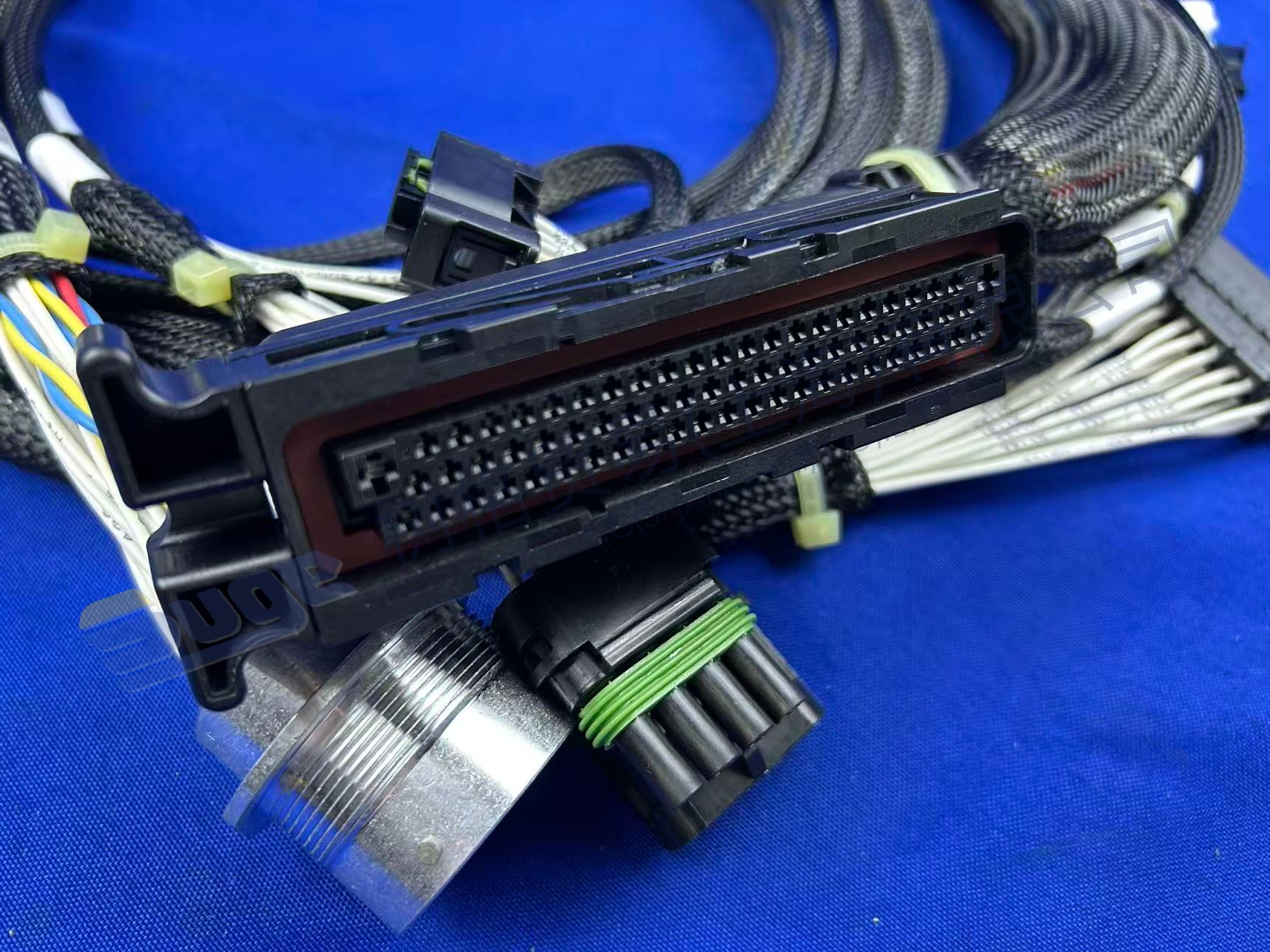 ZF КАБЕЛЬ ВНЕДОРОЖНЫЙ 6029 017 131