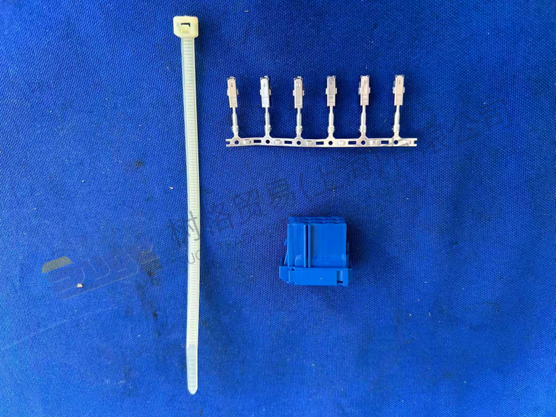 КОМПЛЕКТ ЗАГЛУШЕК ZF 6029 199 167