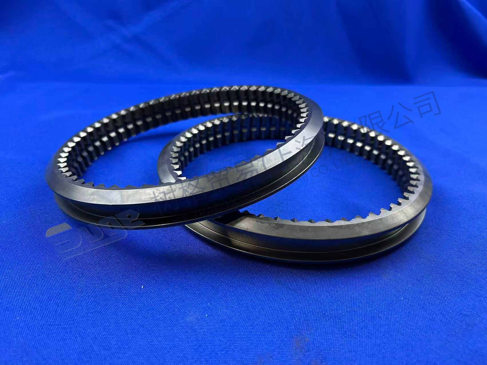 ZF РАЗДВИЖНАЯ ВТУЛКА 1356 304 023