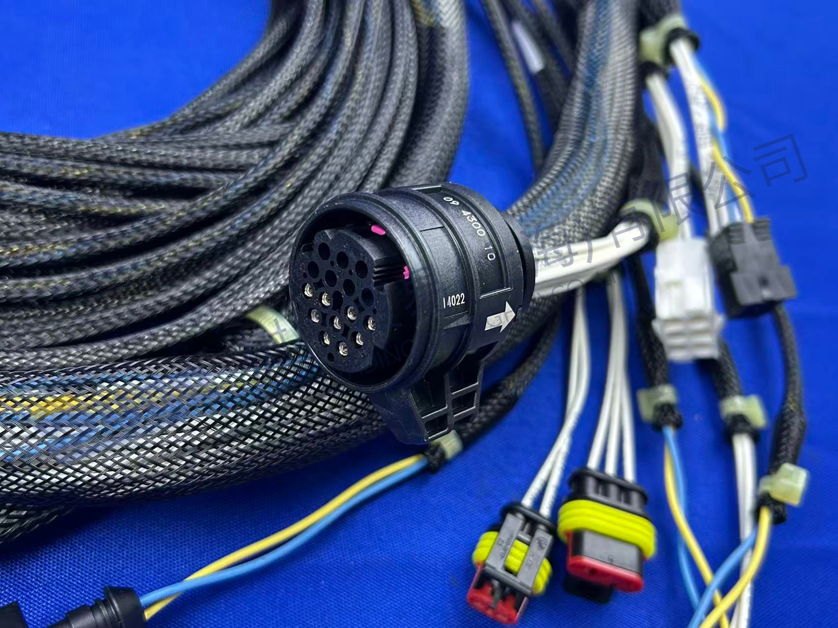 ZF КАБЕЛЬ ВНЕДОРОЖНЫЙ 6029 027 075