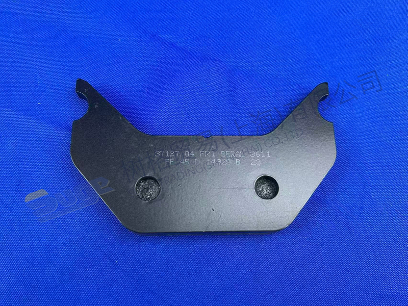 ZF WG260 WG310 КОМПЛЕКТ ТОРМОЗНЫХ НАКЛАДОК 0501 212 274