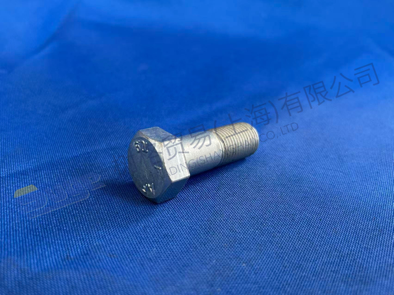 ZF БОЛТ С ШЕСТИГРАННОЙ ГОЛОВКОЙ 0736 300 177