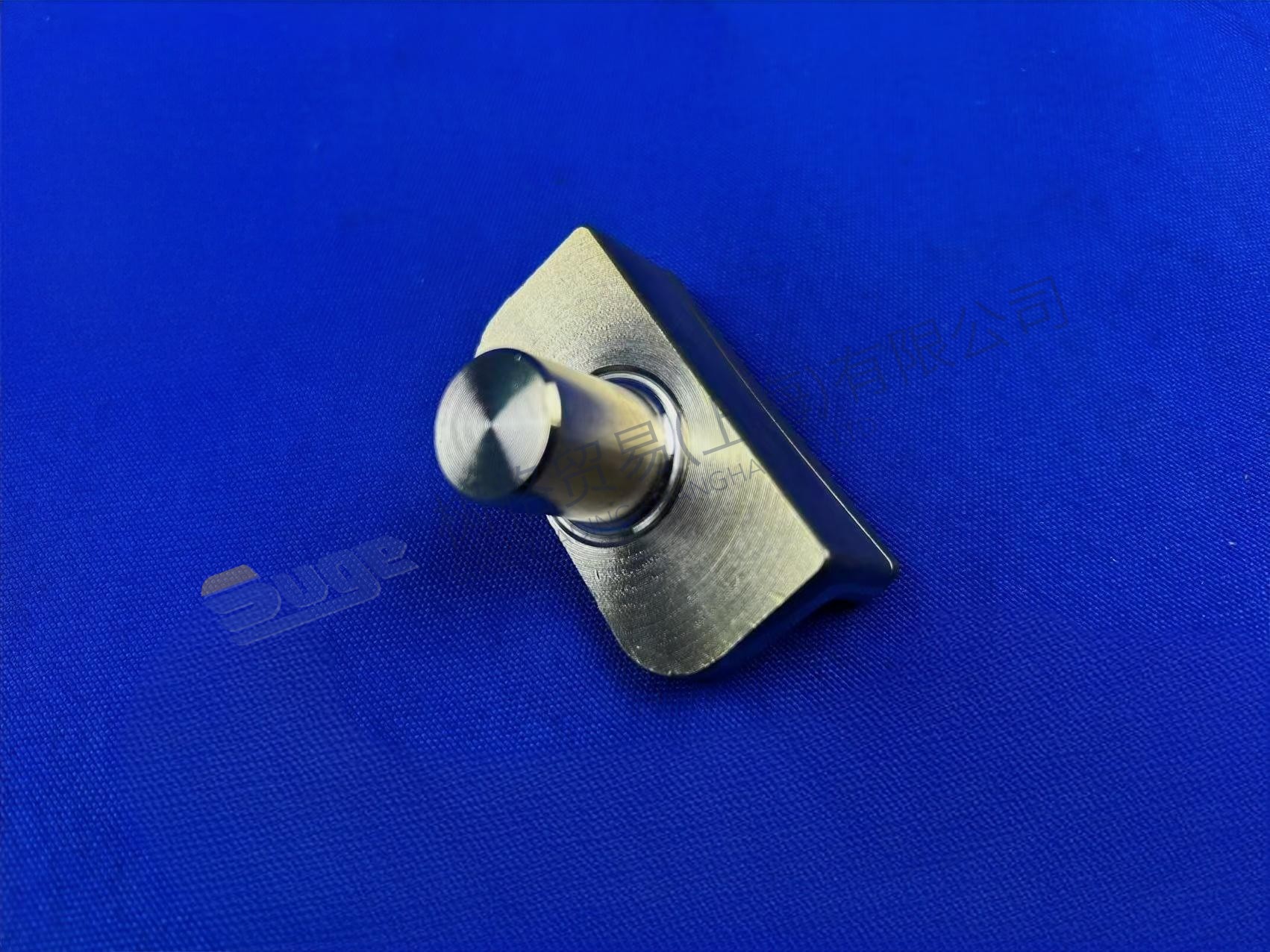 РАЗДВИЖНАЯ ПОДУШКА ZF 1328 334 004