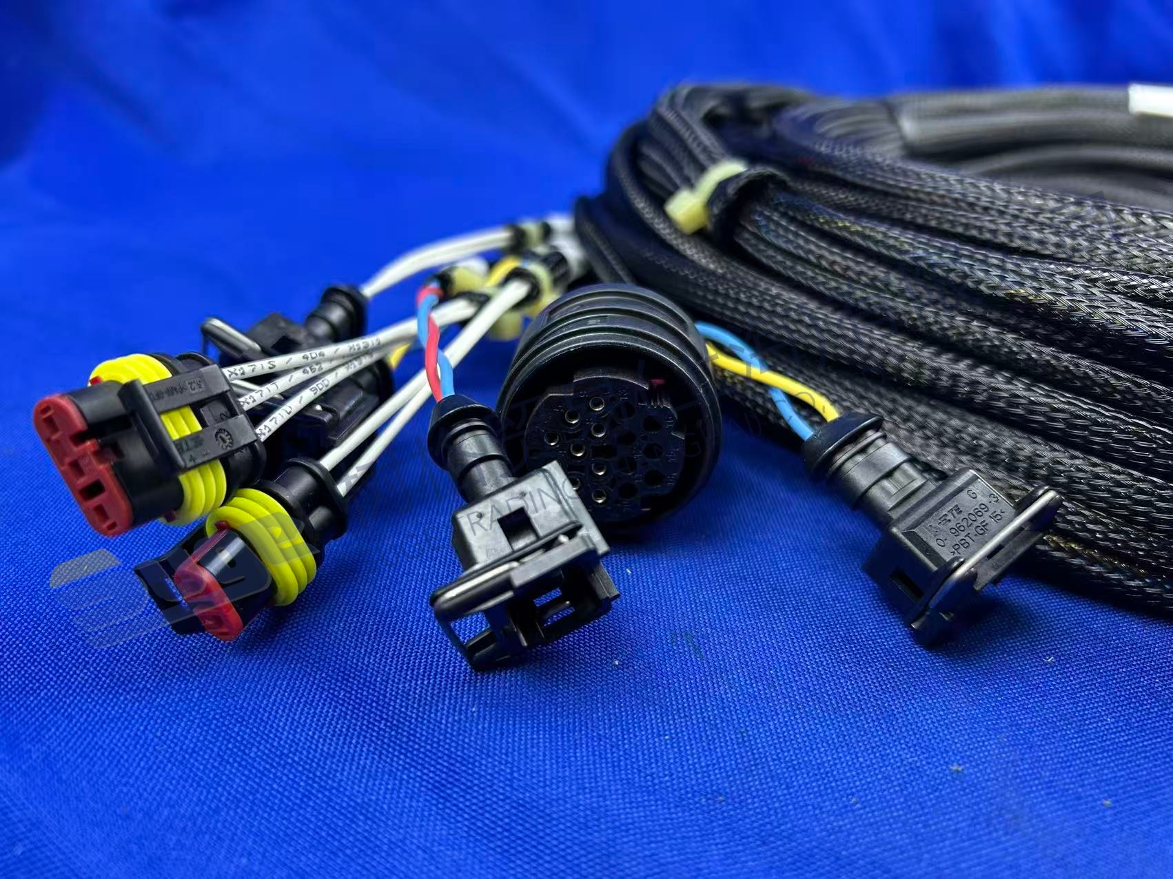 ZF КАБЕЛЬ ВНЕДОРОЖНЫЙ 6029 017 124