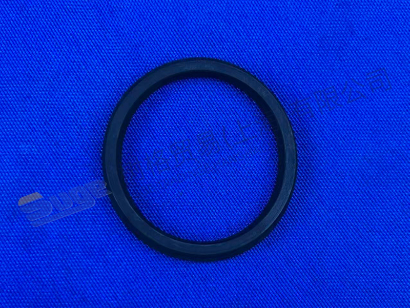 ZF КОЛЬЦО С ПРОРЕЗЬЮ 0501 328 747