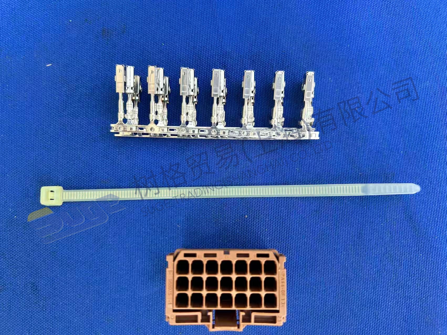 КОМПЛЕКТ ЗАГЛУШЕК ZF 6029 199 160